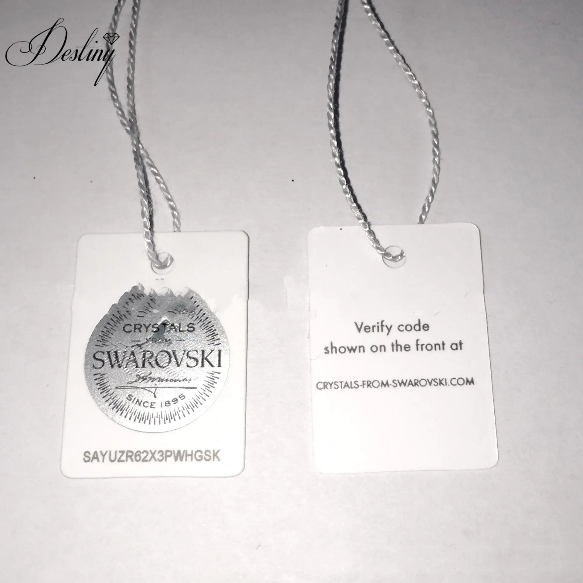 Kolczyki Daisy Heart z kryształem Swarovski.