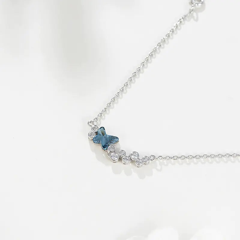 Srebrna bransoletka S925 z kryształem Swarovski Butterfly.